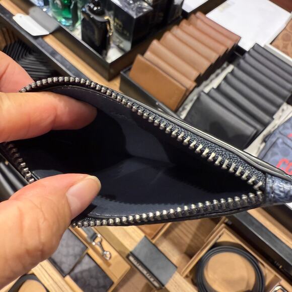 Coach Zip Card Case Signature Canvas Coach Graphic CBJ98 Midnight Navy/Bold Red - Picture 3 of 4